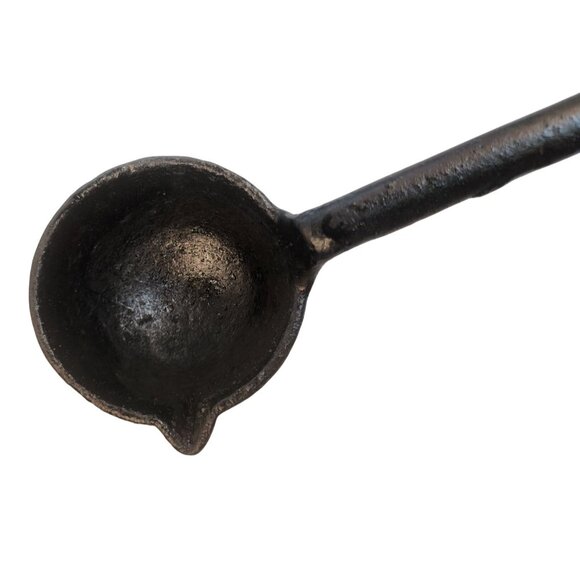 Vintage Cast Iron Ladle 14" Black Pouring Spout Handle Primitive Cookware - Picture 6 of 11